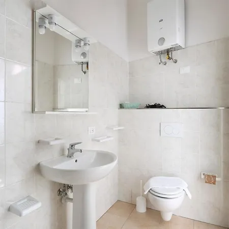 Apartment Le Grazie In Superb Location Florence