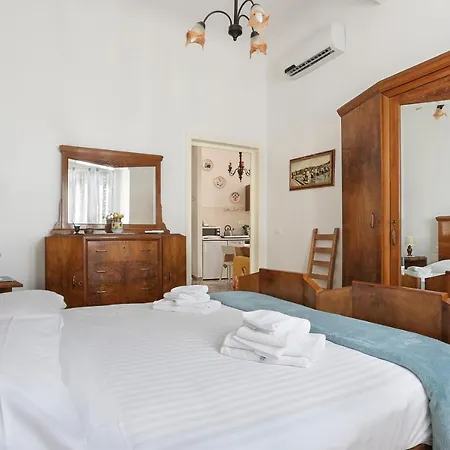 Le Grazie In Superb Location Apartment Florence